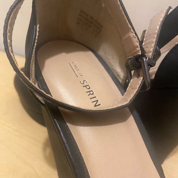 SPRING! Wedge Heels - Picture 3 of 4